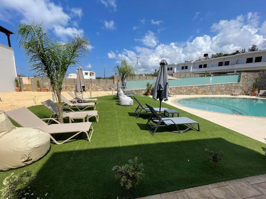 Modern Family Apartment Ewa With Pool, Dining Area On Crete Coast Stavromenos Dış mekan fotoğraf