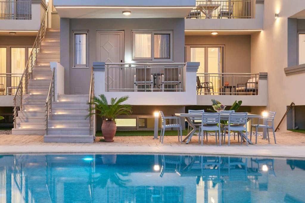 Modern Family Apartment Ewa With Pool, Dining Area On Crete Coast Stavromenos Dış mekan fotoğraf